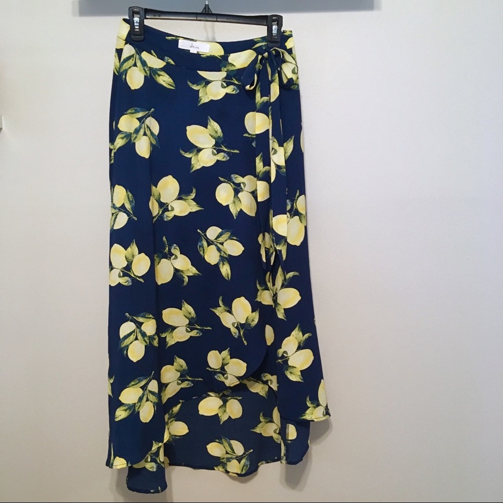 J by J.O.A Faux Wrap Midi Skirt Size Small 🍋🍋🍋